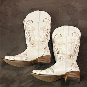 White Embroidered Western Boots